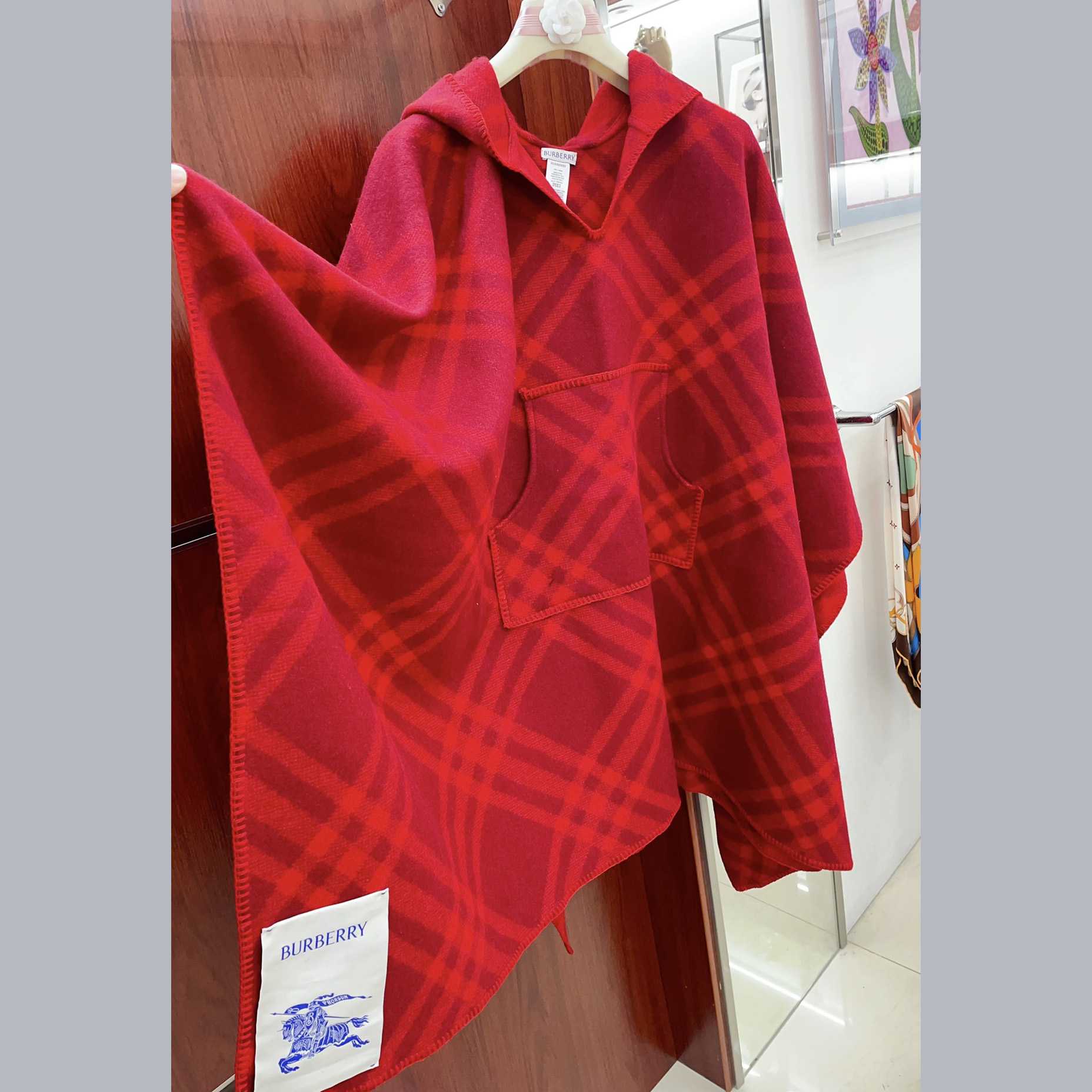 Burberry Check Wool Blanket Cape - DesignerGu