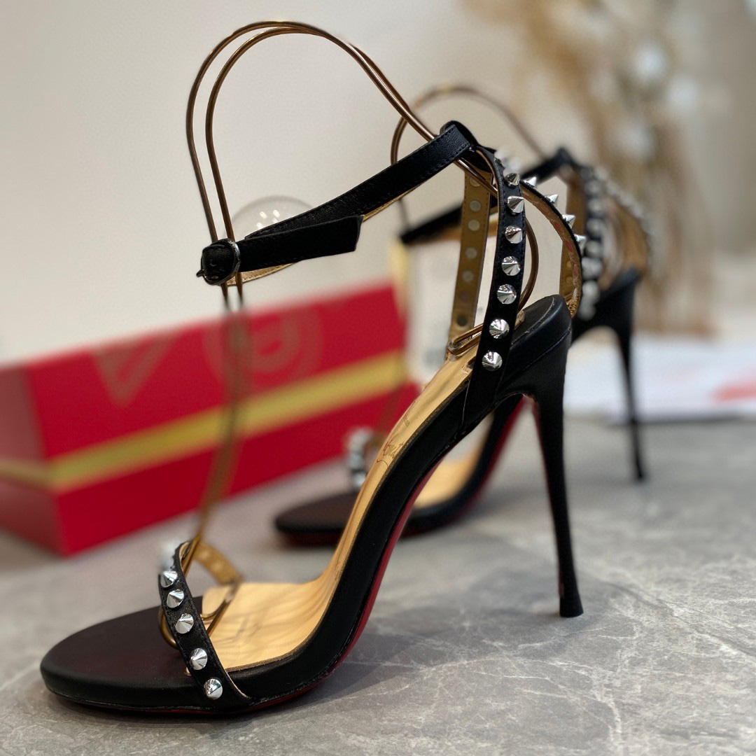 Christian Louboutin Sandals - DesignerGu