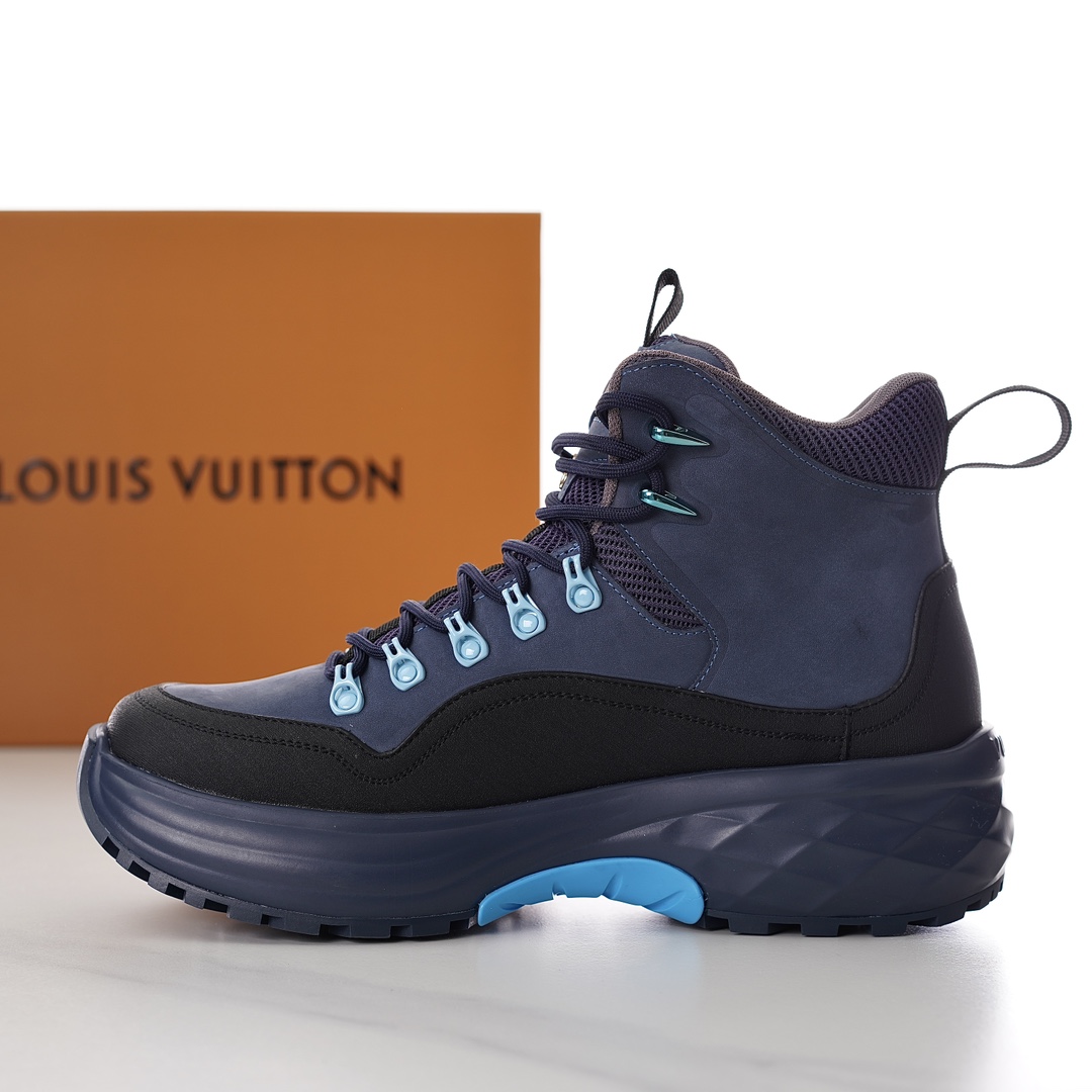 Louis Vuitton LV Discovery Ankle Boot   - DesignerGu