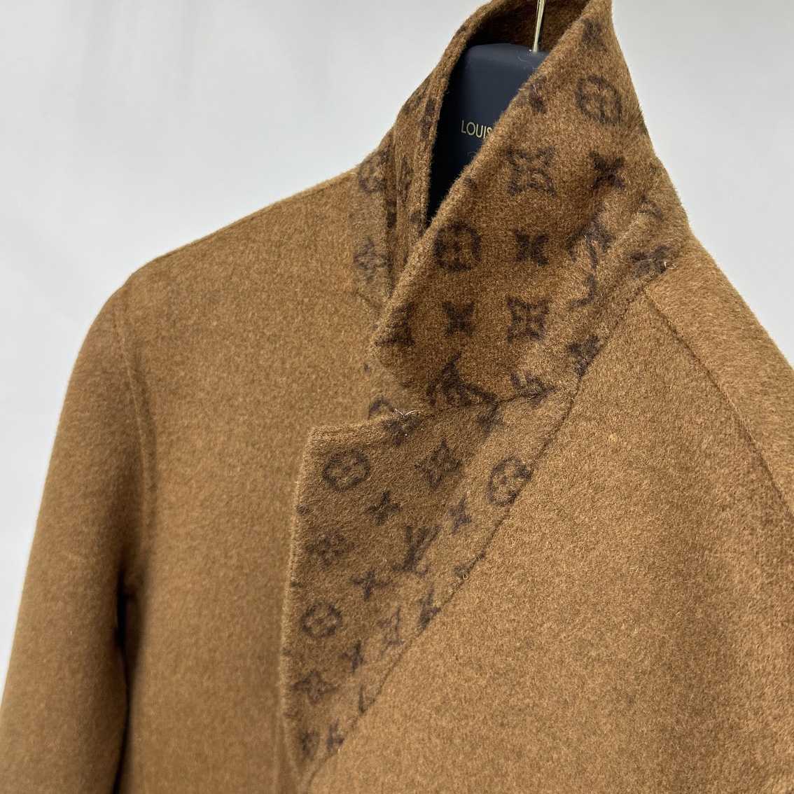 Louis Vuitton Wool Blend Overcoat - DesignerGu