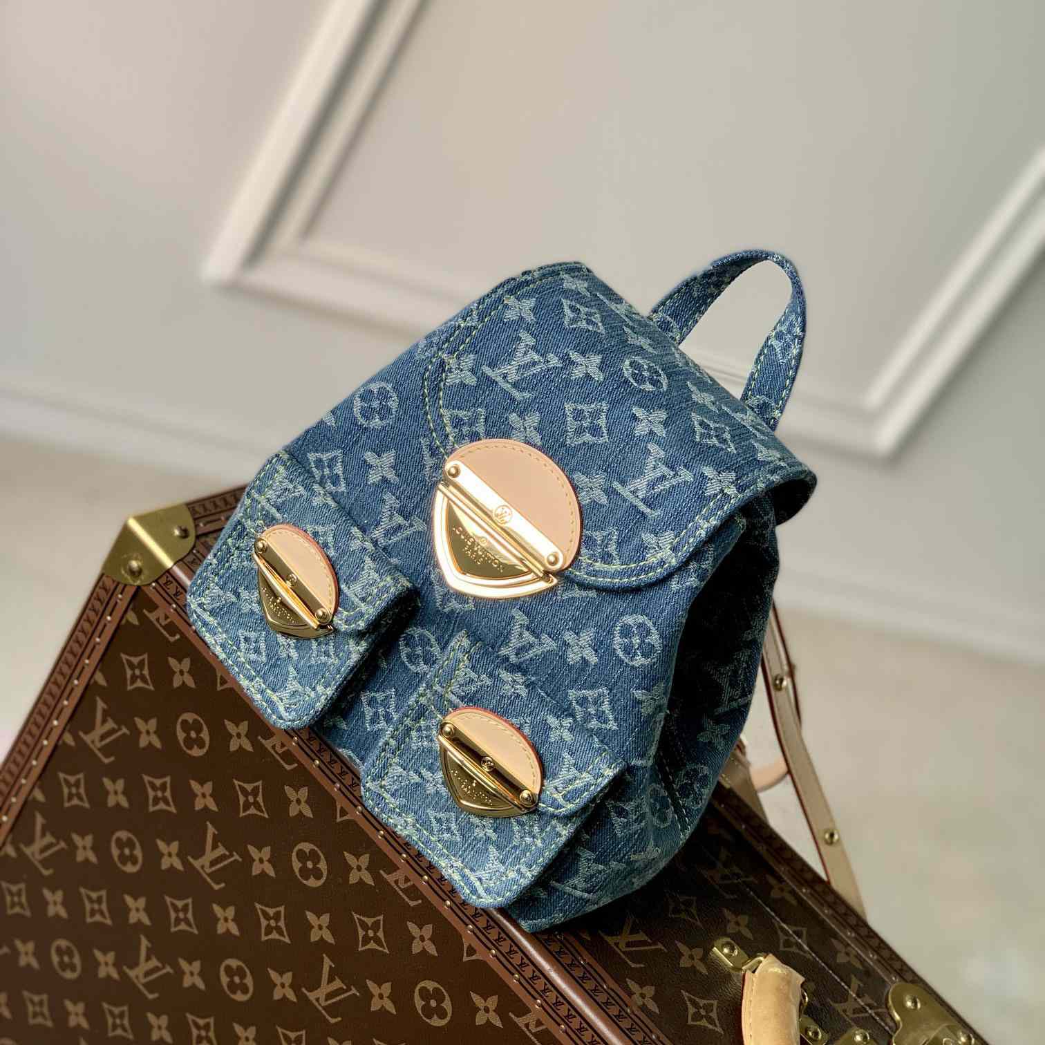 Louis Vuitton Venice    M46836 - DesignerGu