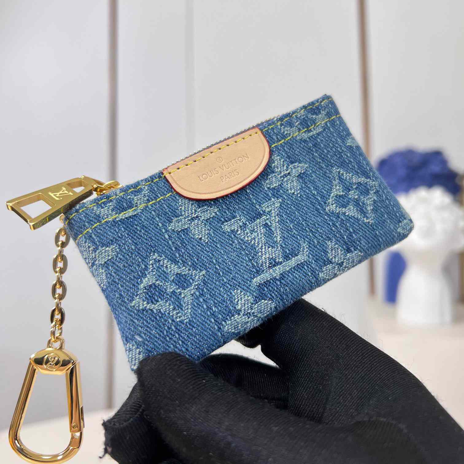 Louis Vuitton Key Pouch   M82961 - DesignerGu