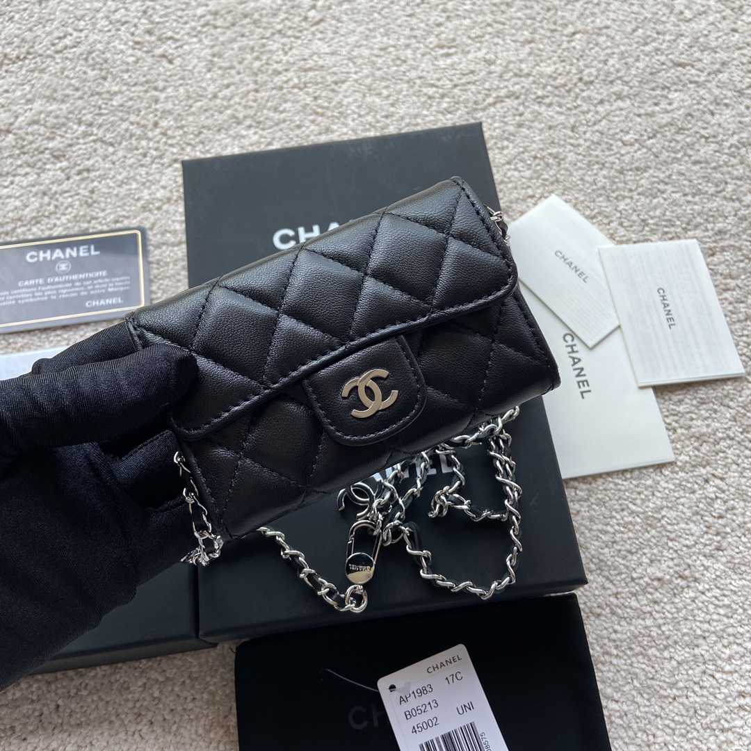 Chanel Classic Clutch With Chain    11-7cm - DesignerGu