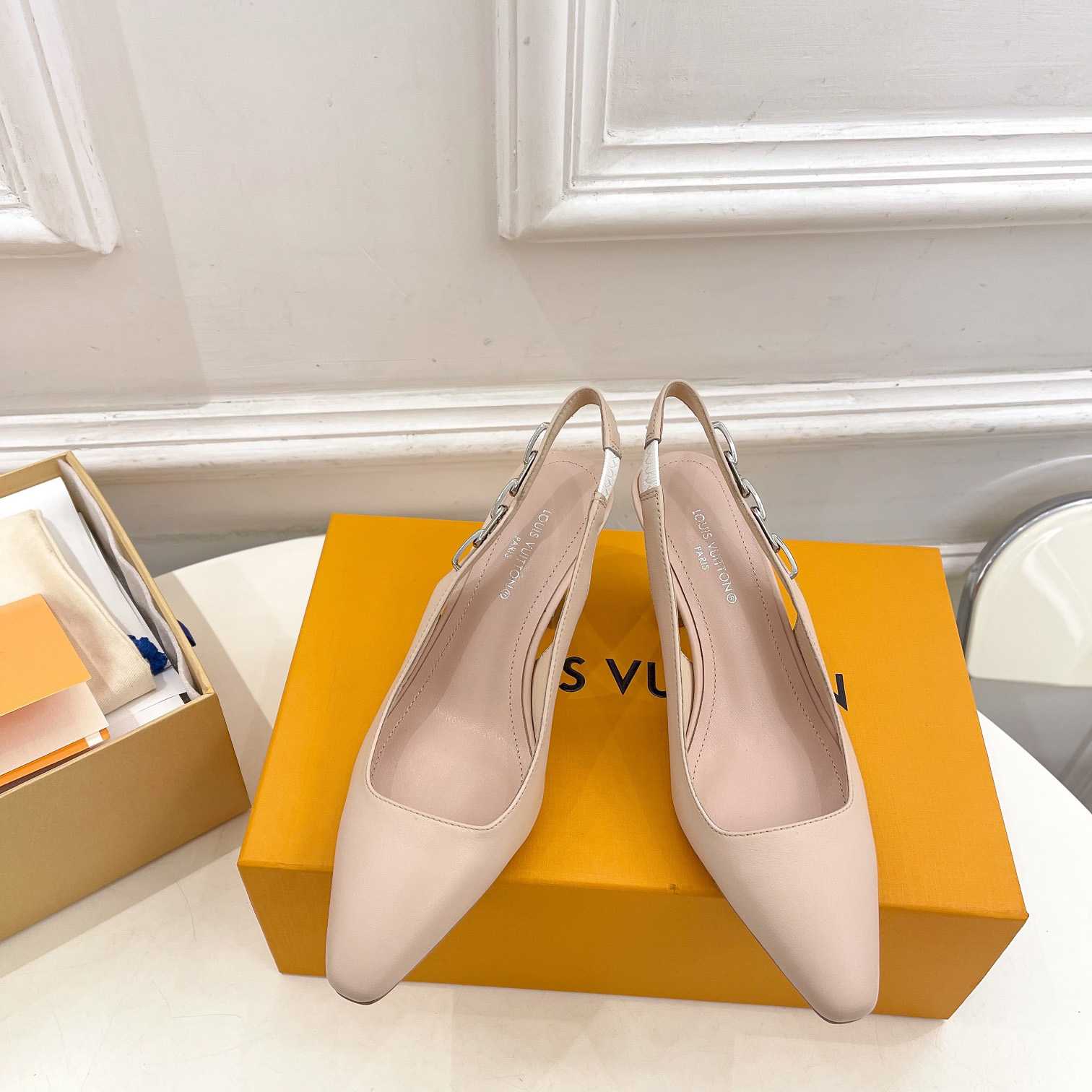 Louis Vuitton Sparkle Slingback Pump - DesignerGu