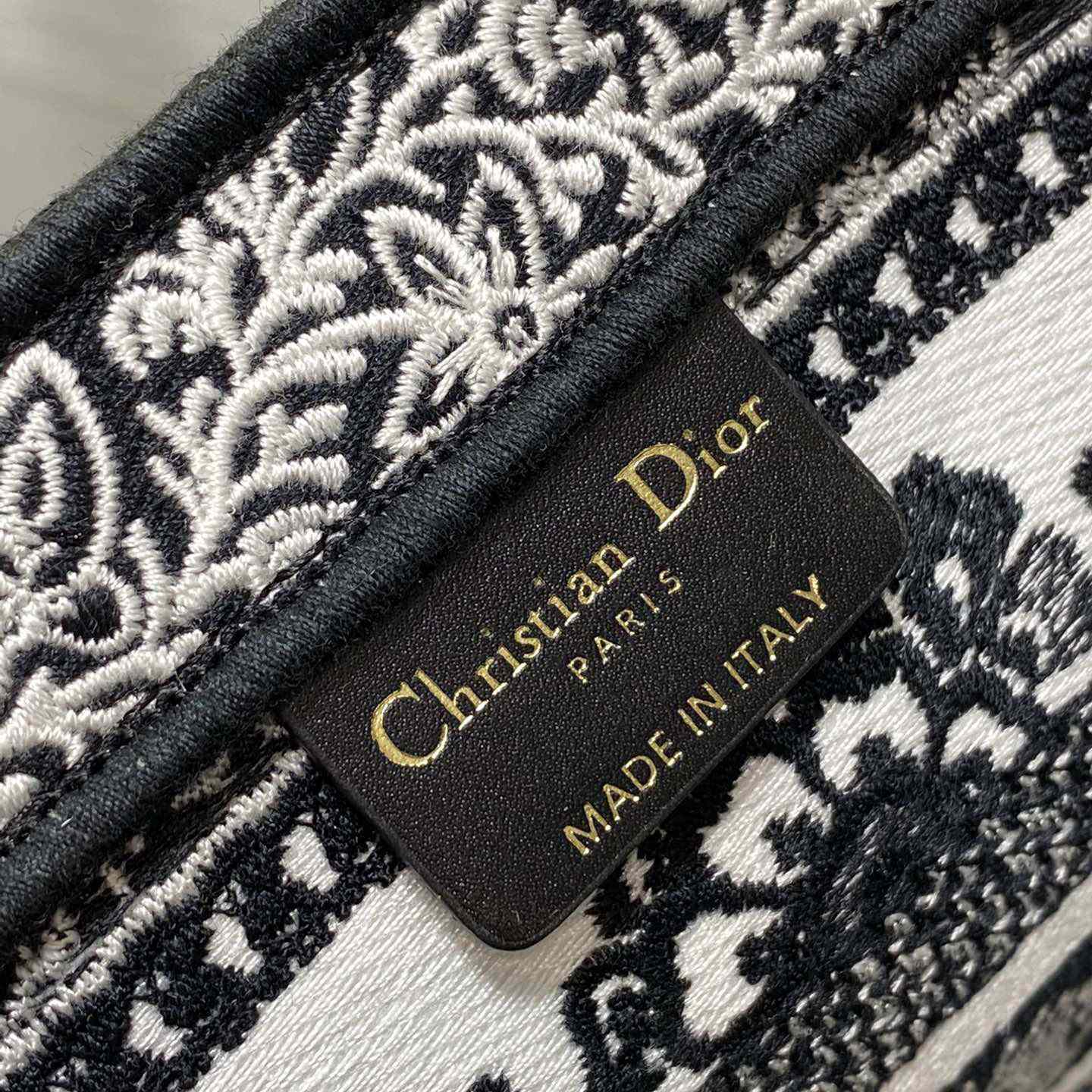 Dior Hat Basket Bag - DesignerGu