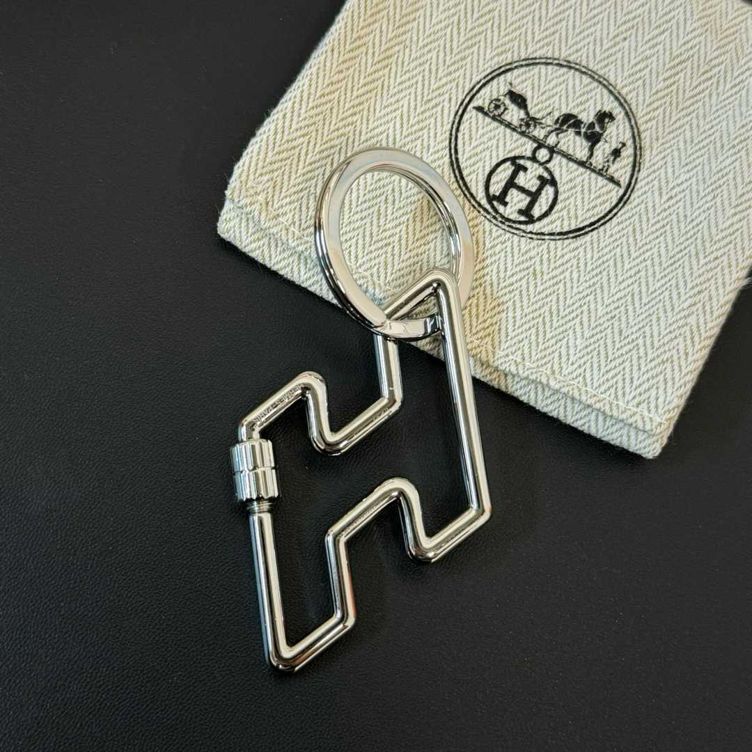 Hermes H Too Speed Key Ring - DesignerGu