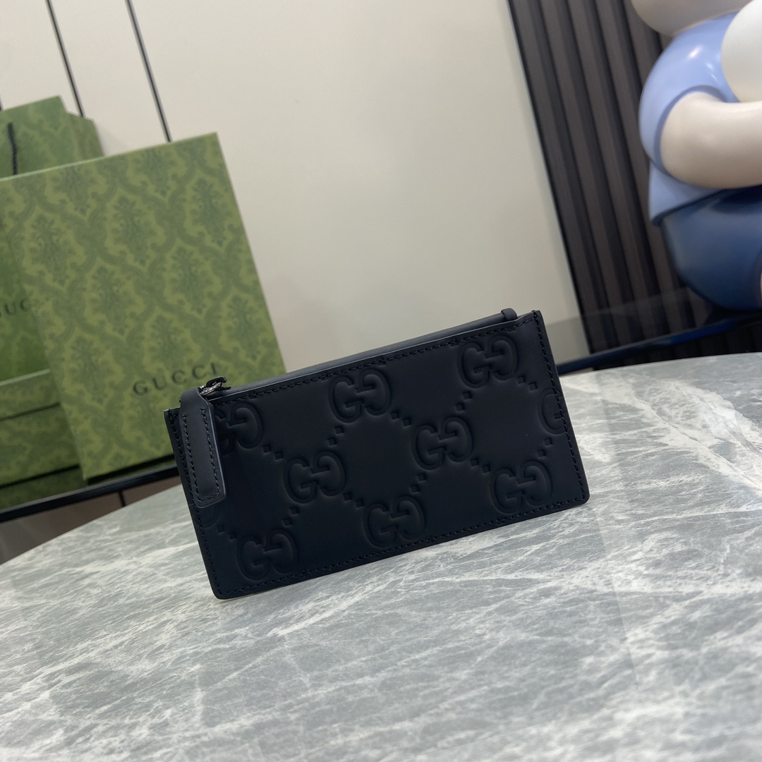 Gucci GG Rubber-effect Zip Card Case - DesignerGu