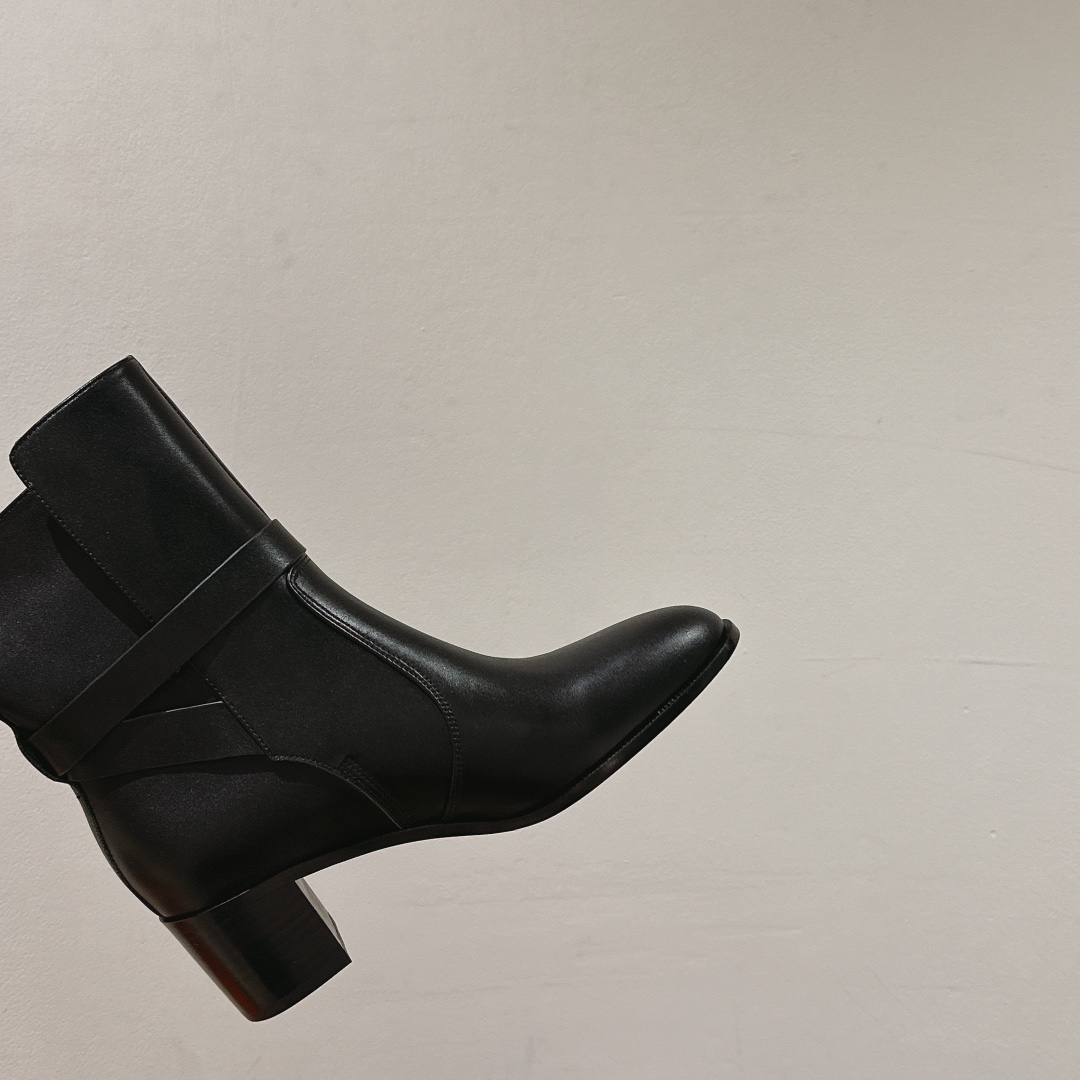 Hermes Frenchie 50 Ankle Boot - DesignerGu