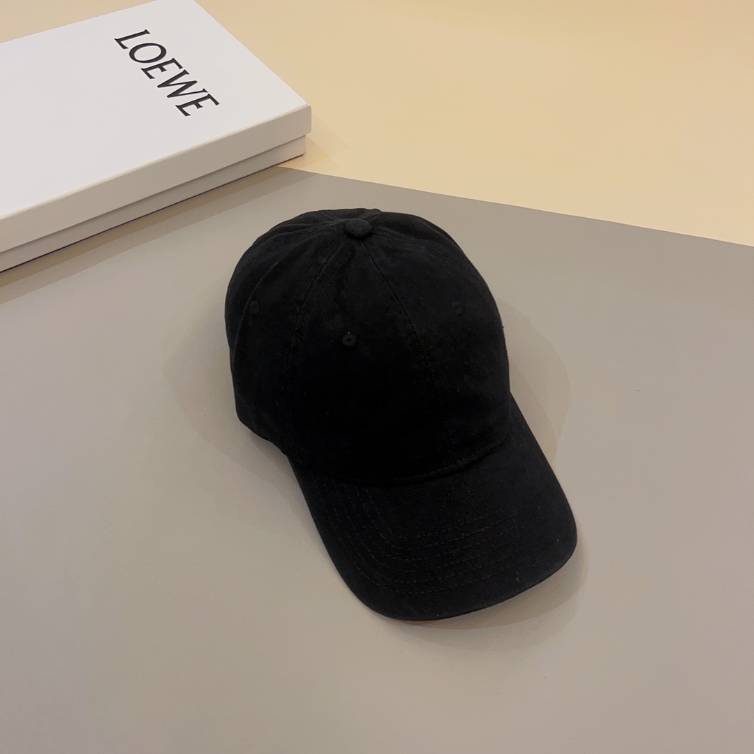 Saint Laurent Cap - DesignerGu