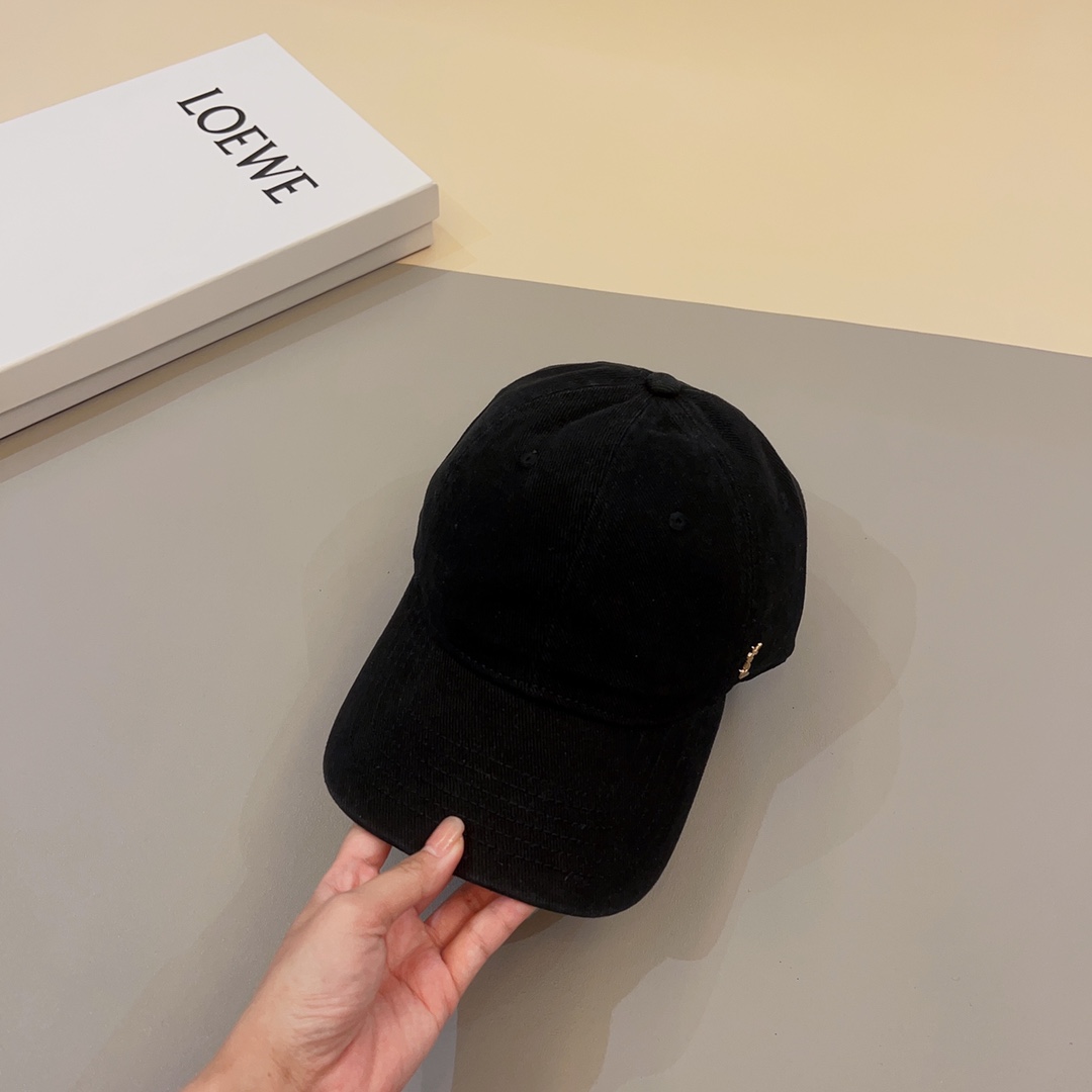 Saint Laurent Cap - DesignerGu