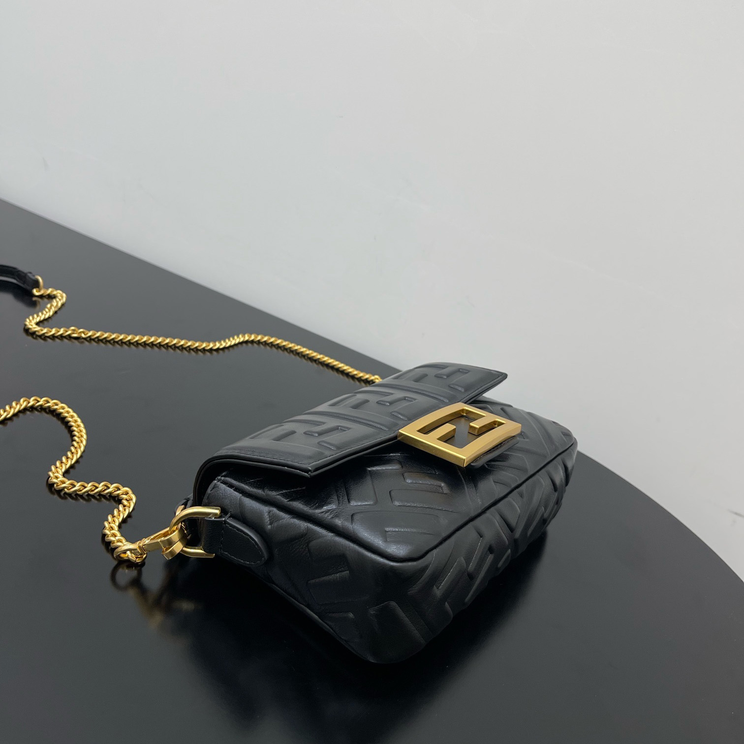 Fendi Baguette Black Leather Bag - DesignerGu