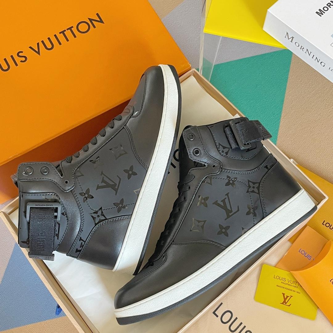 Louis Vuitton Rivoli Sneaker Boot 1A8EAP - DesignerGu