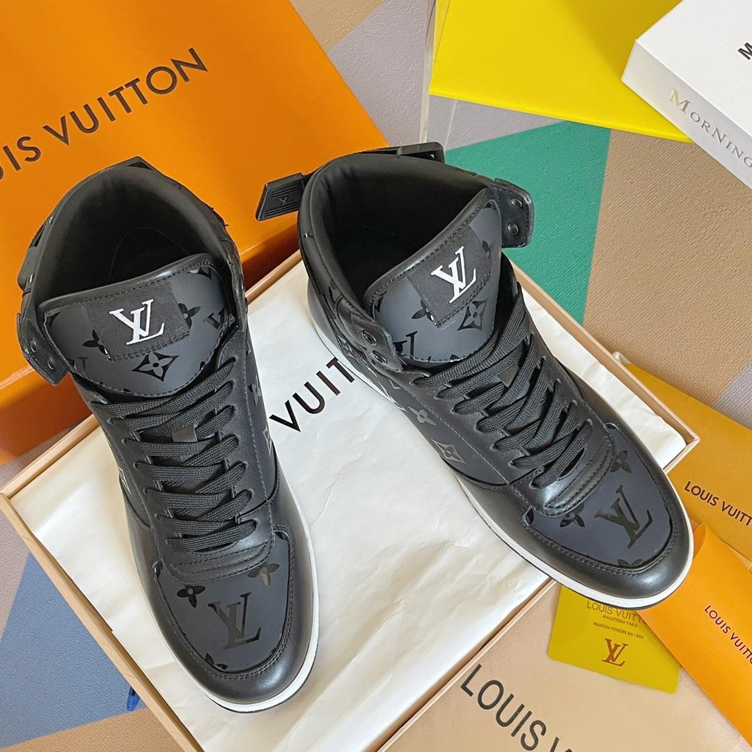 Louis Vuitton Rivoli Sneaker Boot 1A8EAP - DesignerGu