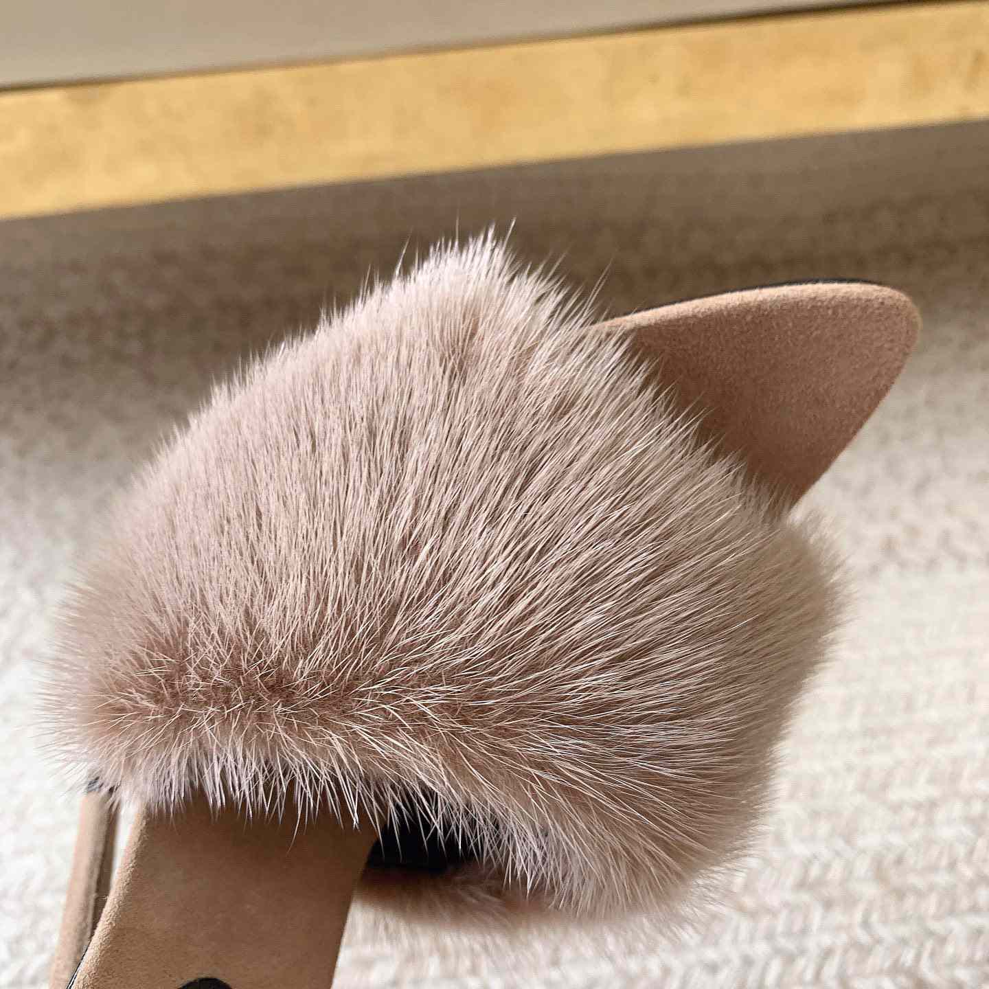 Saint Laurent LA 16 Mules In Animal-Free Fur And Suede  - DesignerGu