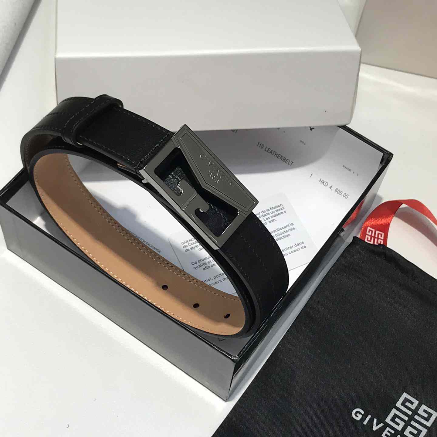 Givenchy  Leather Belt      30mm - DesignerGu