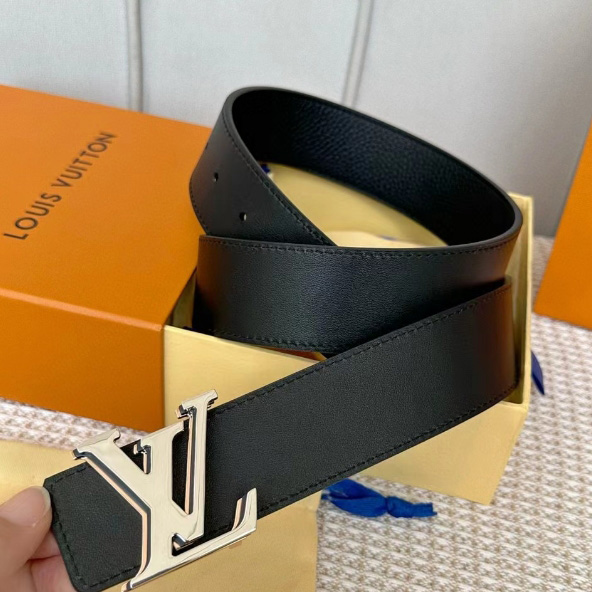 Louis Vuitton LV Shadow Reversible Belt - DesignerGu