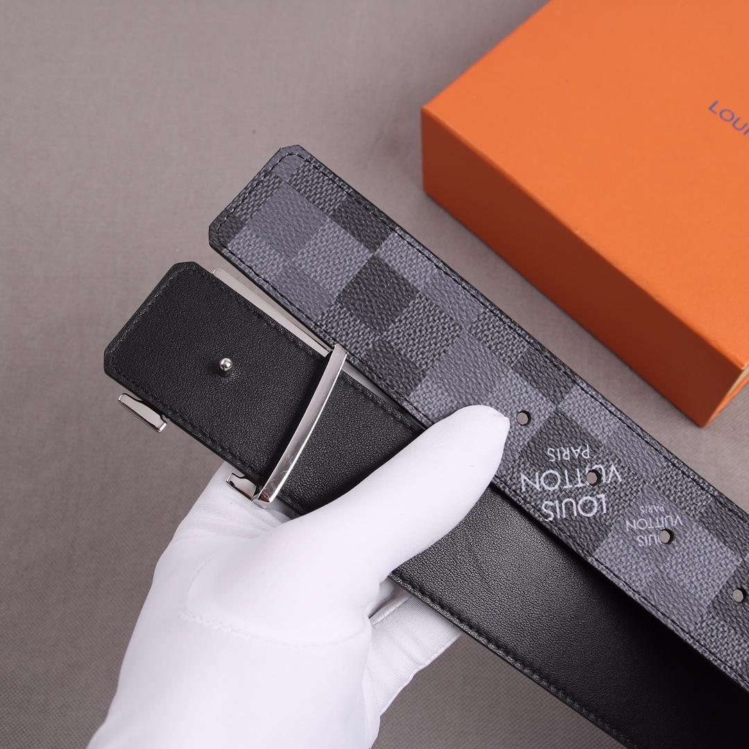 Louis Vuitton Reversible Belt LV Initiales - DesignerGu