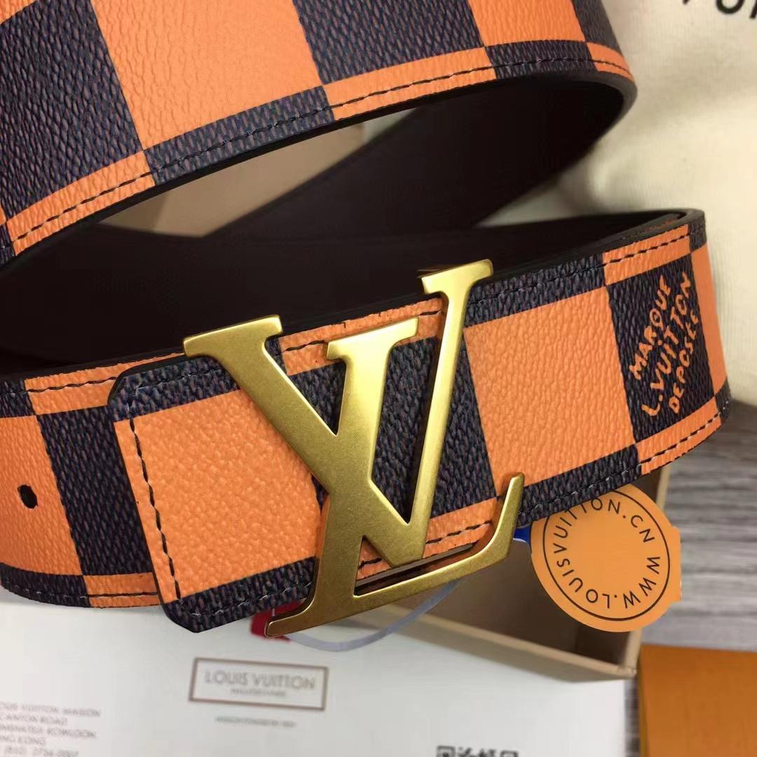 Louis Vuitton LV Initiales 40mm Reversible Belt     M8461U - DesignerGu