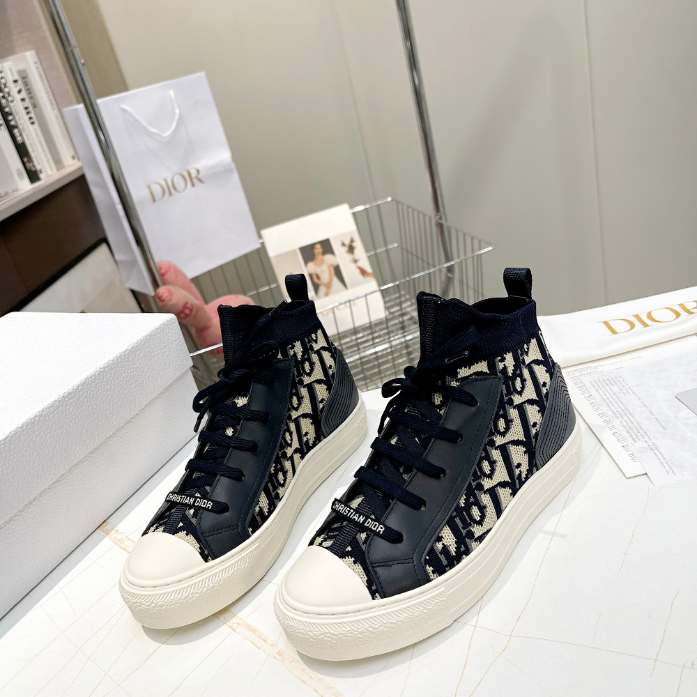 Dior Walk'n'Dior Sneaker - DesignerGu