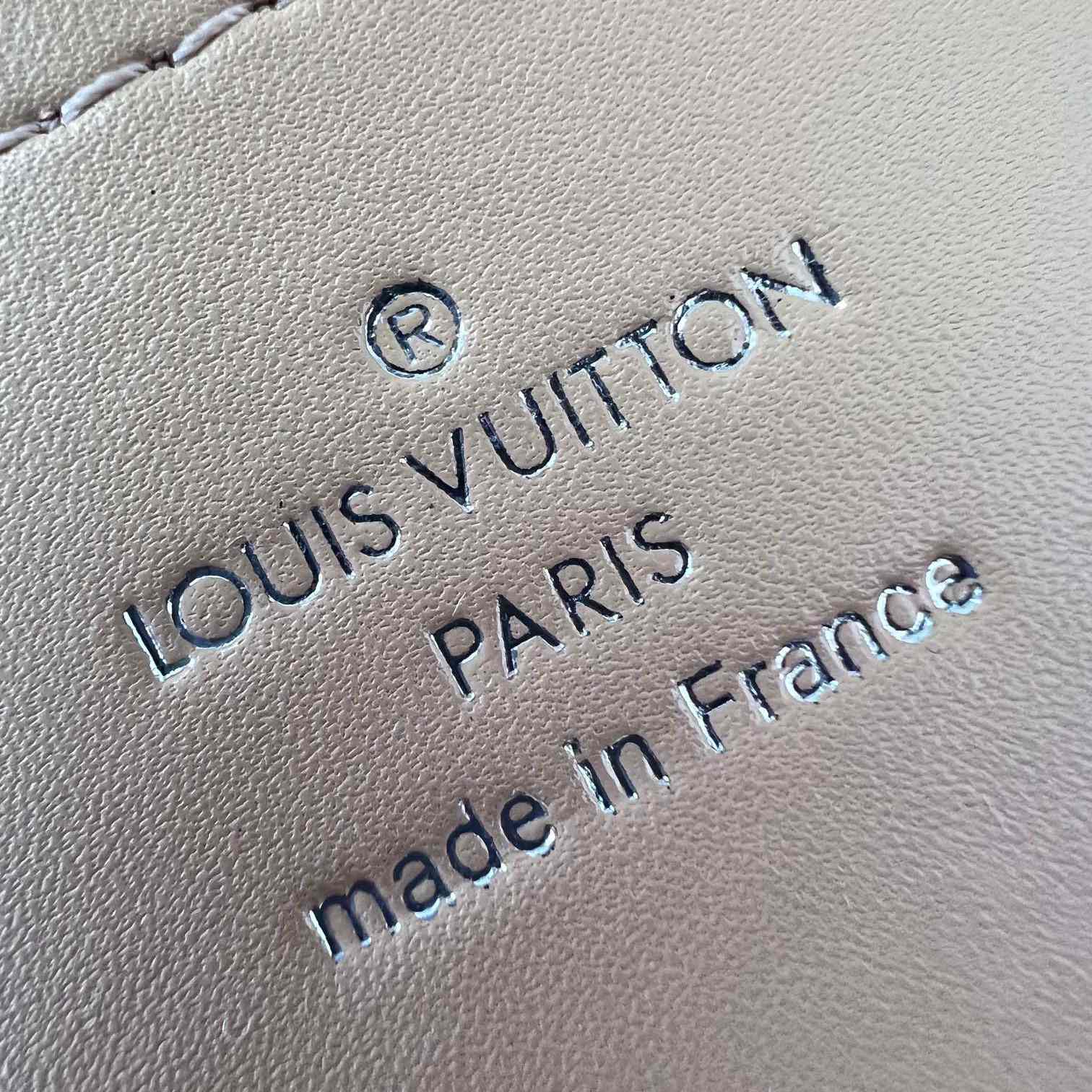 Louis Vuitton Pico GO-14   M82752 - DesignerGu