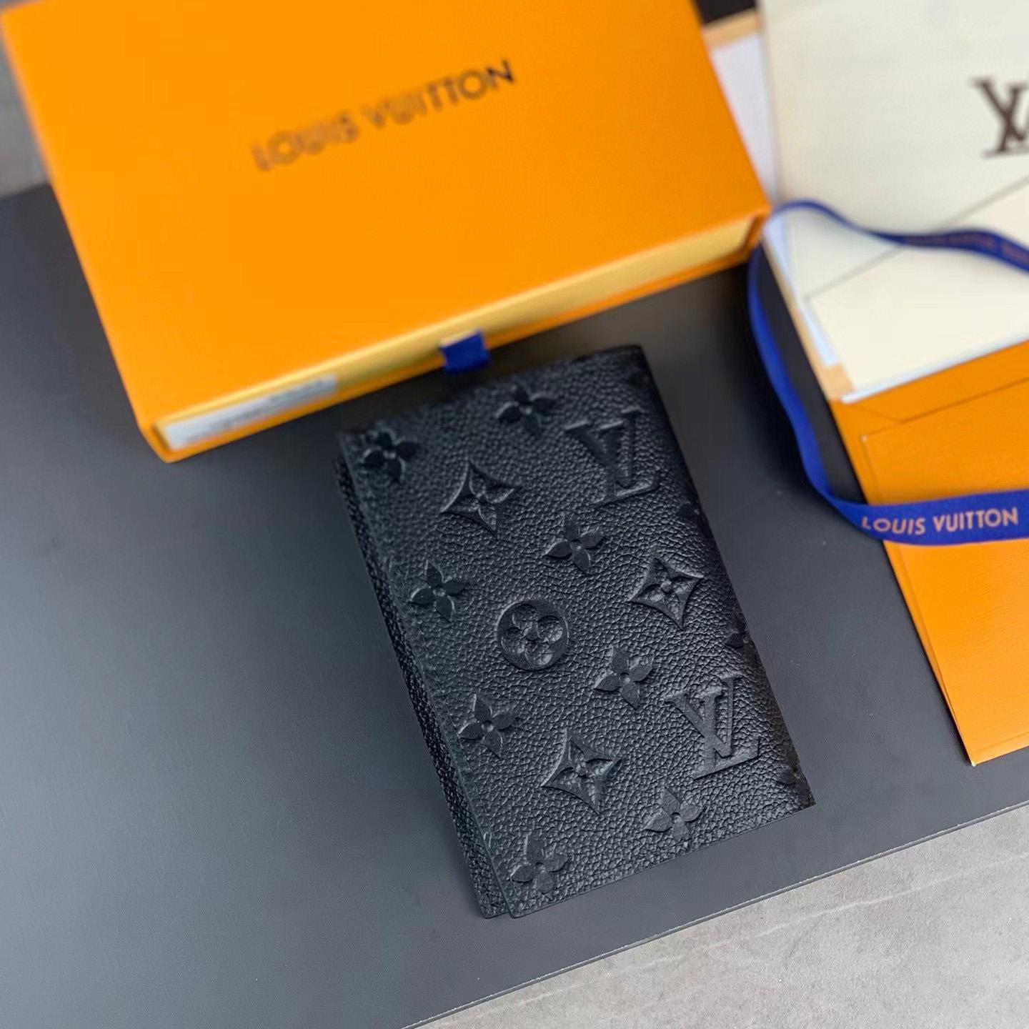 Louis Vuitton Passport Cover   M63914 - DesignerGu