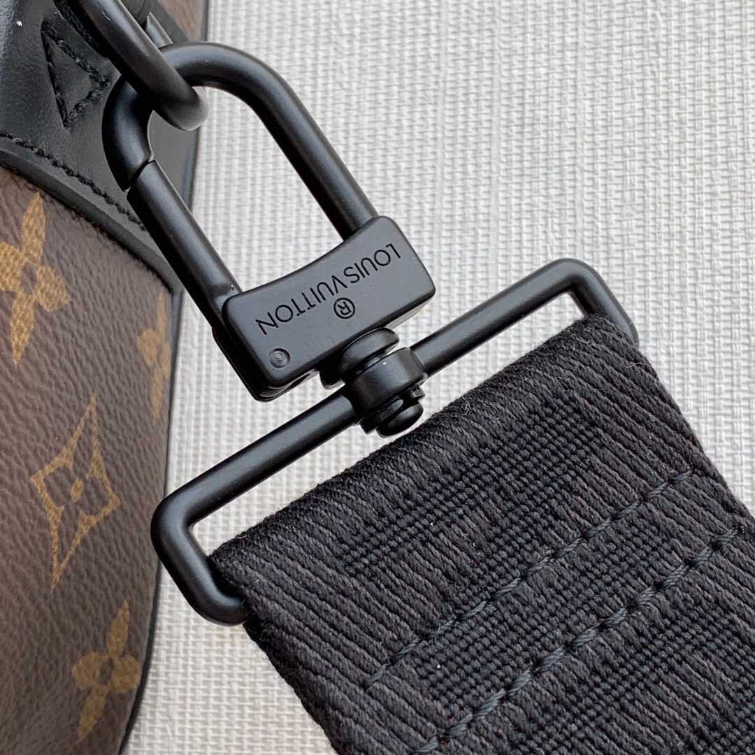 Louis Vuitton S Lock Messenger    M45806 - DesignerGu