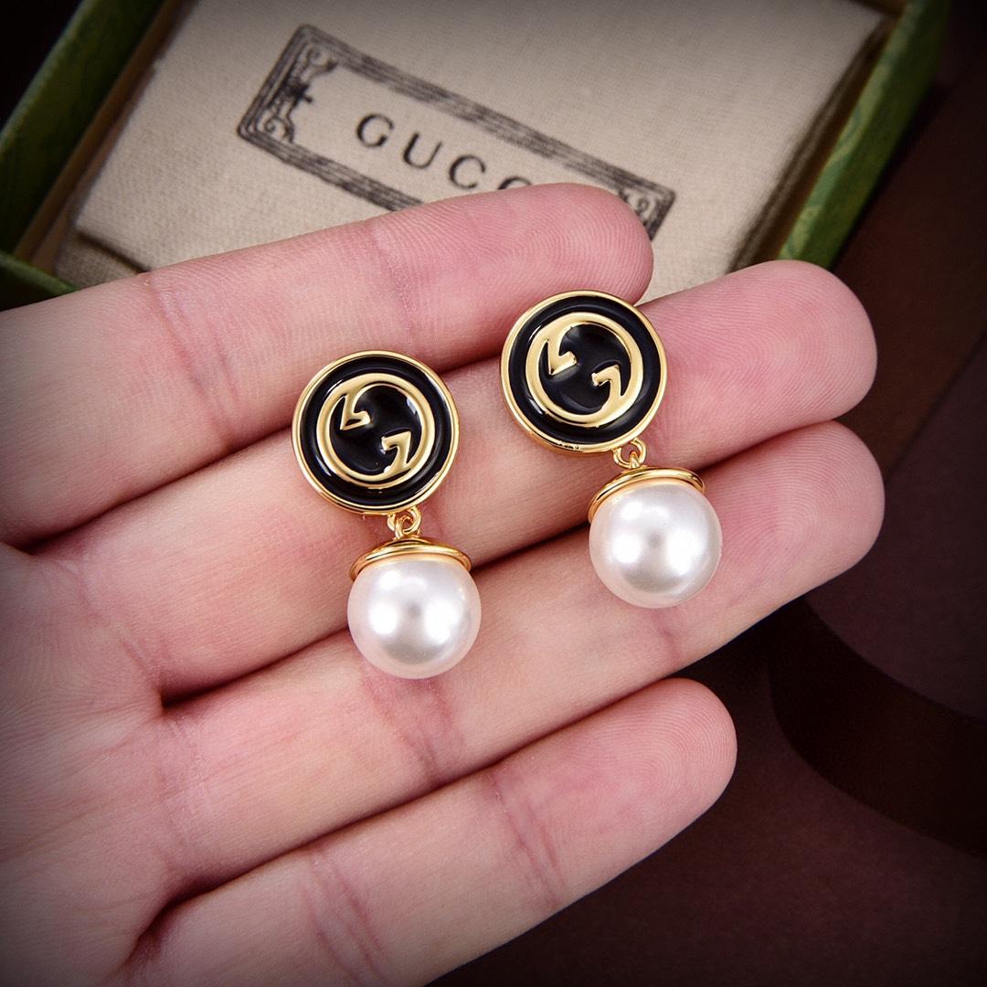 Gucci Blondie Pearl Drop Earrings - DesignerGu