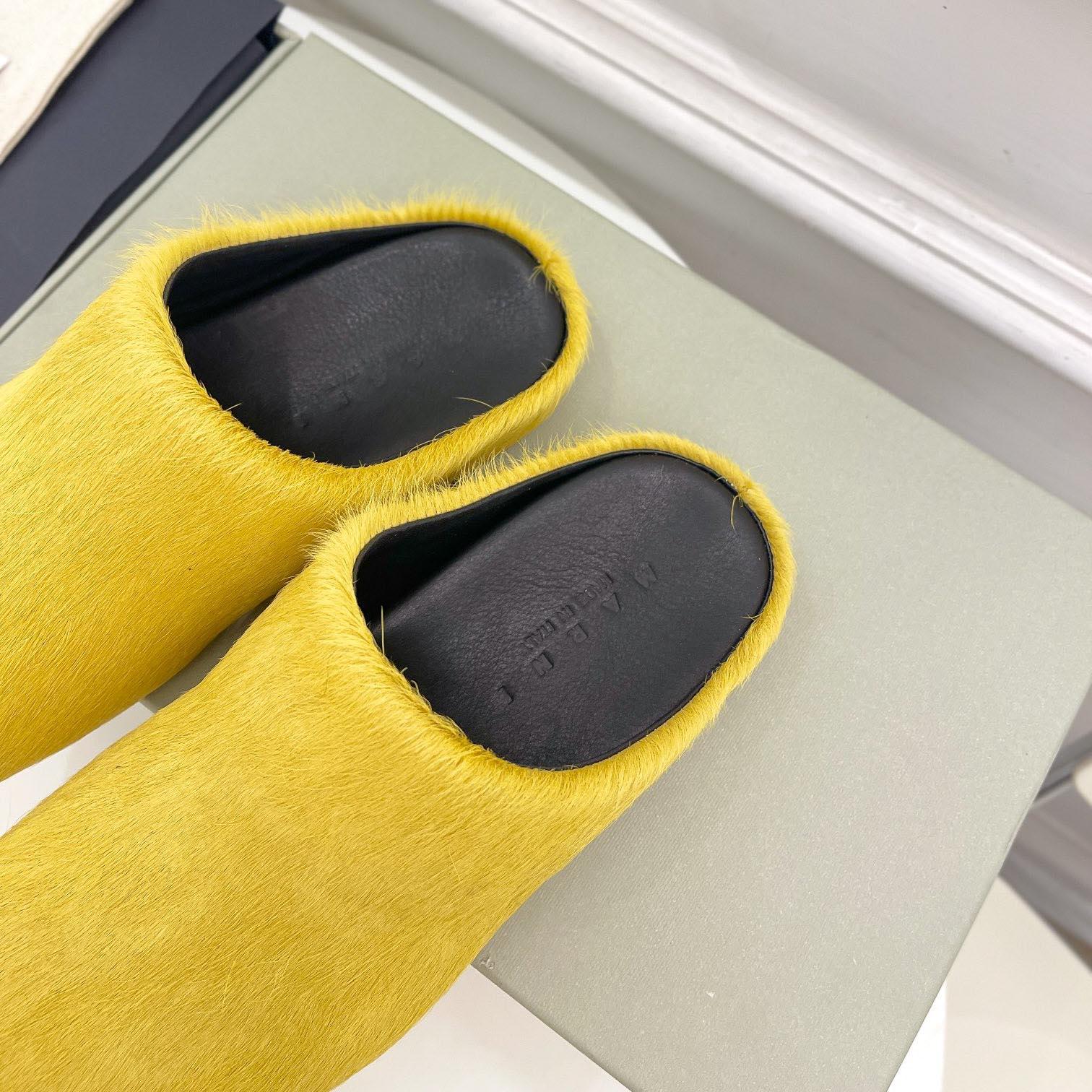 Marni Yellow Long Hair Calfskin Fussbett Sabot - DesignerGu