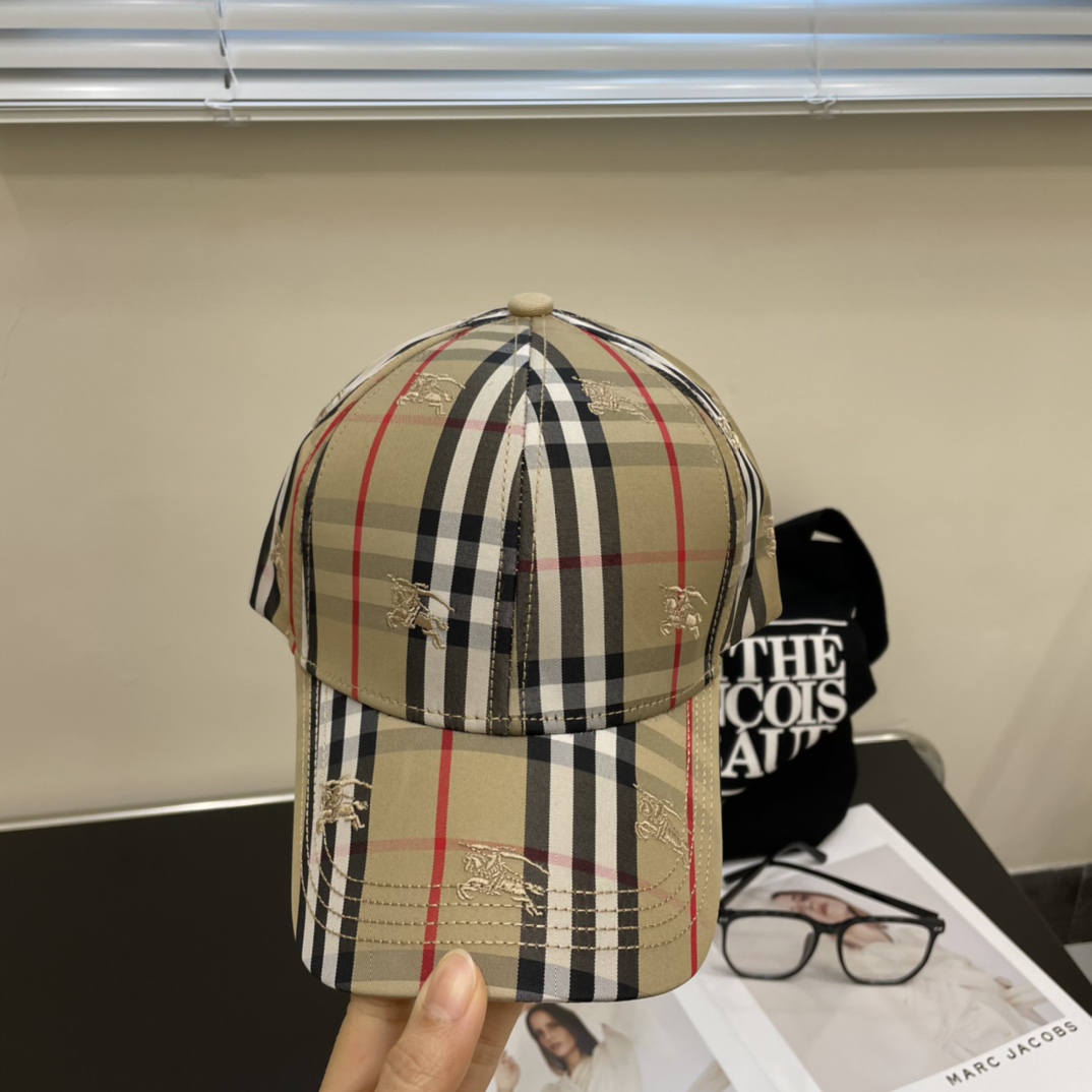 Burberry Baseball Cap - DesignerGu