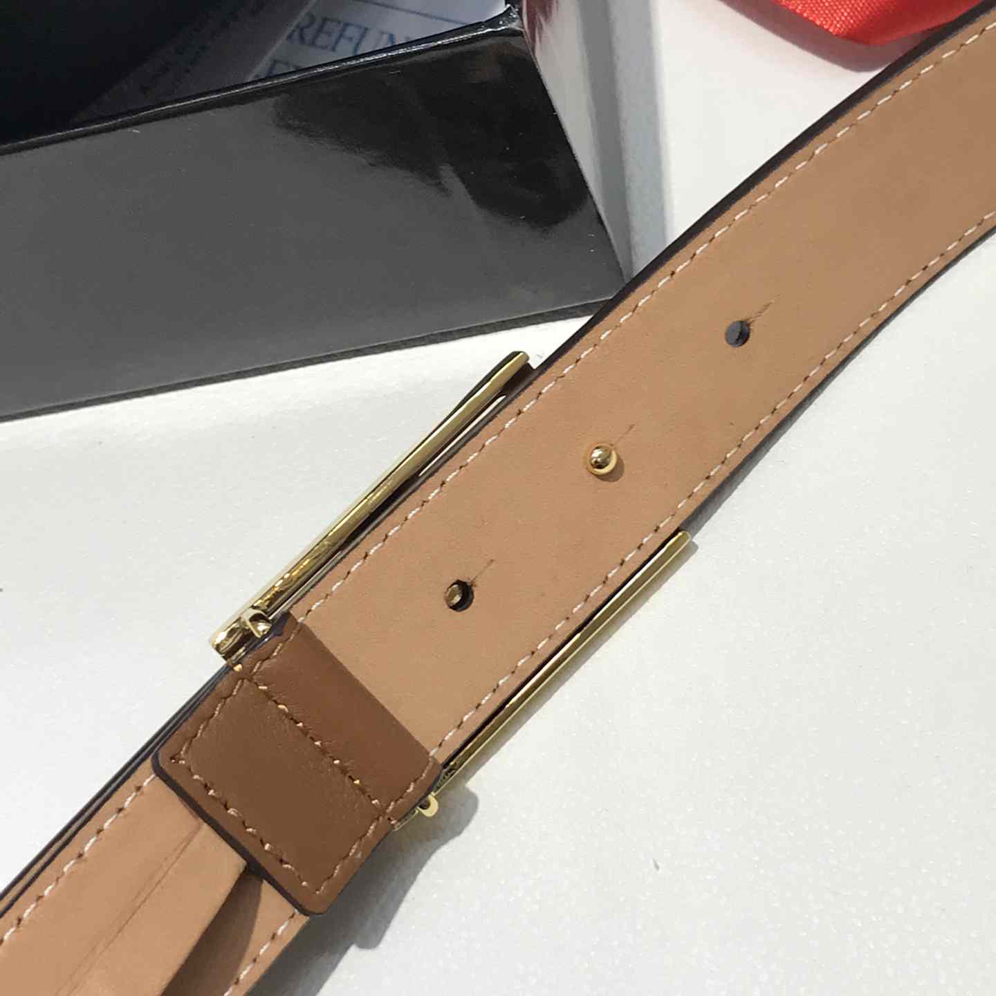 Givenchy  Leather Belt      30mm - DesignerGu