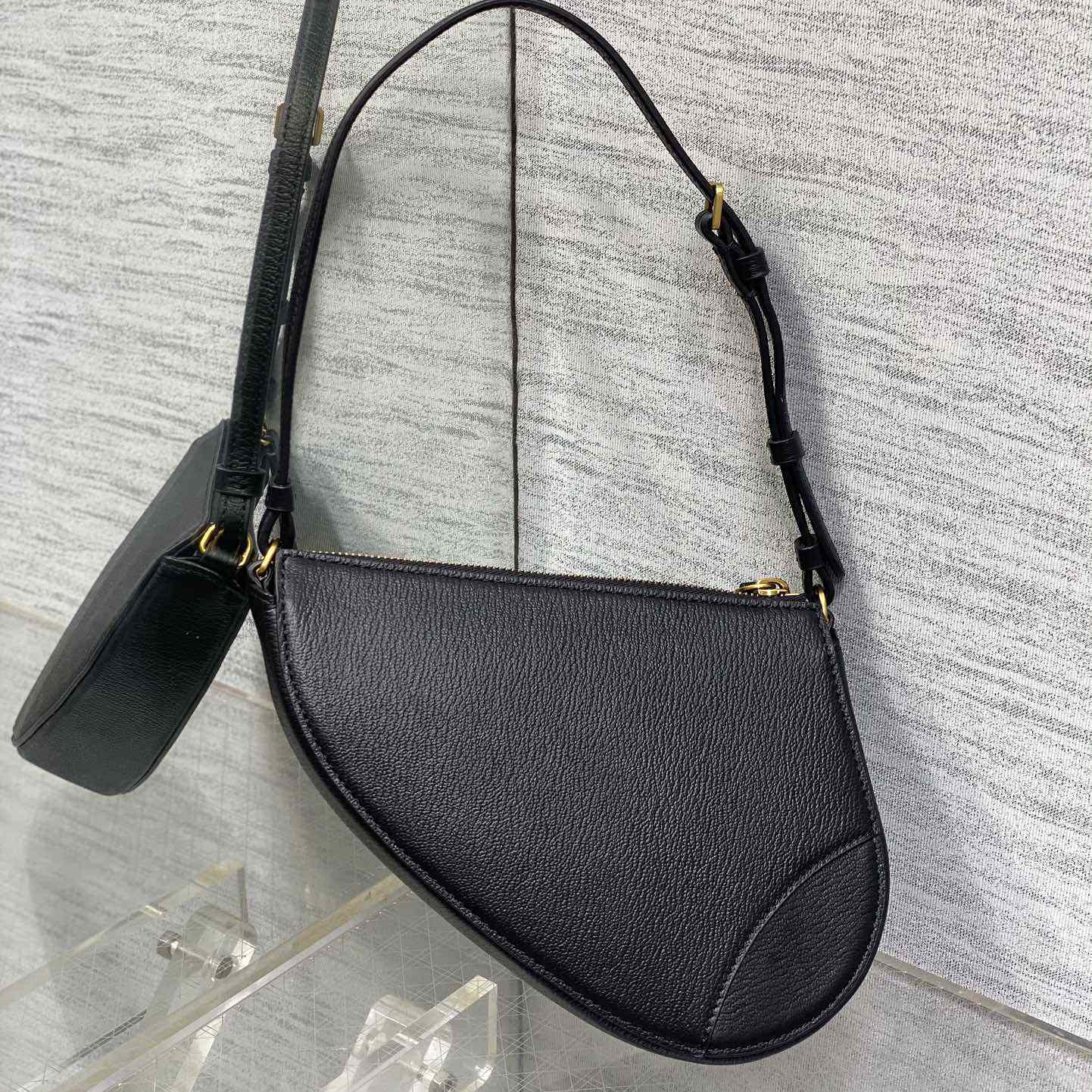 Dior Saddle Shoulder Pouch - DesignerGu