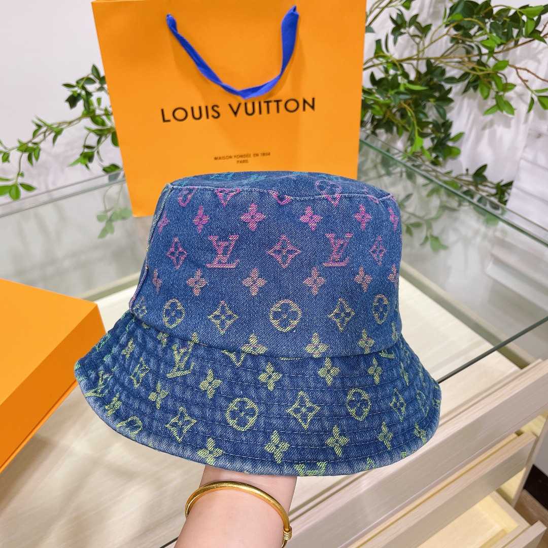 Louis Vuitton Monogram Hat - DesignerGu