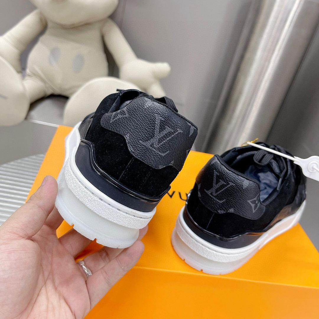 Louis Vuitton Trainer Sneaker(upon uk size) - DesignerGu