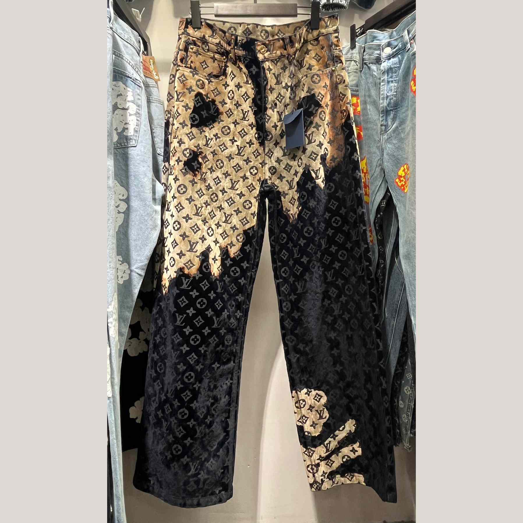 Louis Vuitton Monogram Denim Pants   1AFACI - DesignerGu