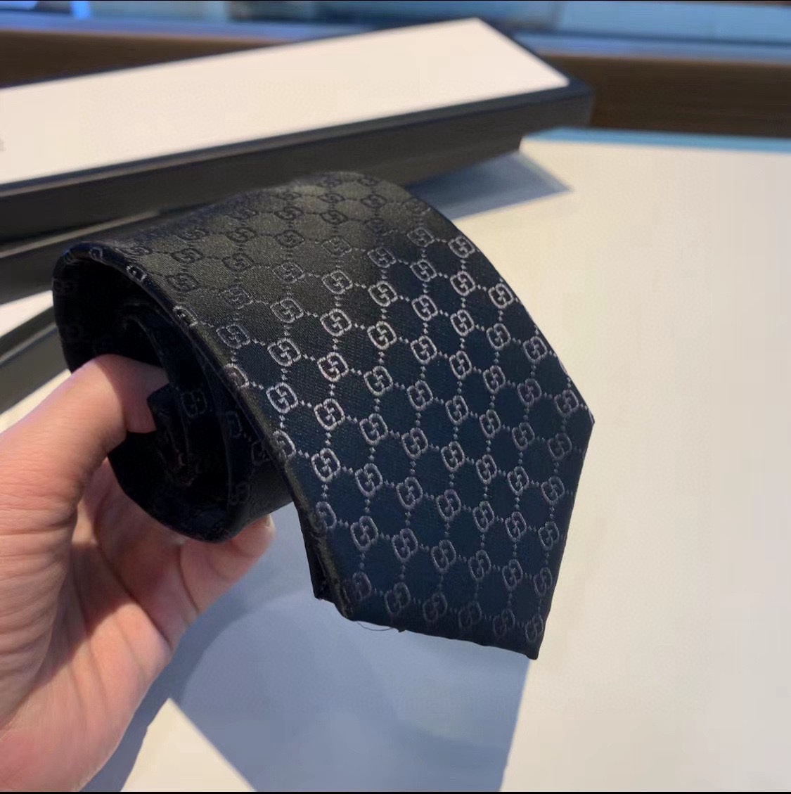 Gucci GG Pattern Silk Tie - DesignerGu