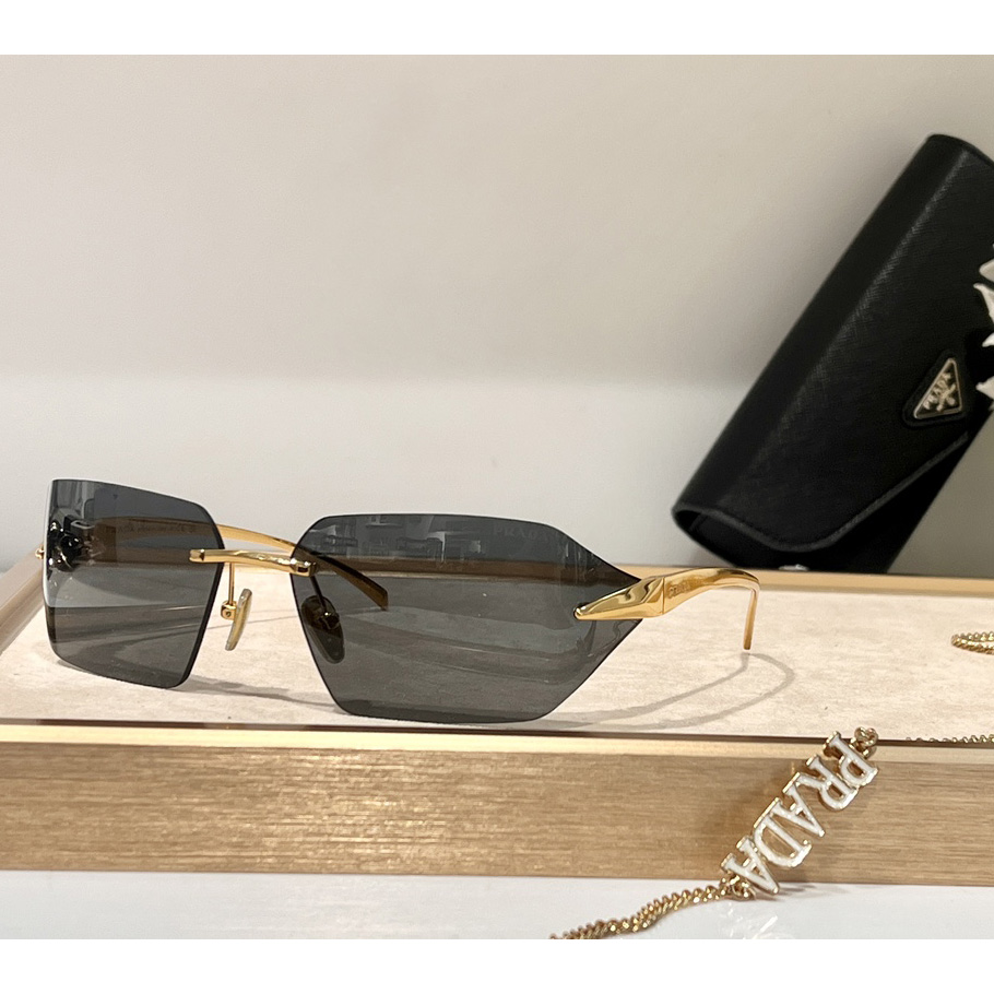Prada Runway Sunglasses - DesignerGu