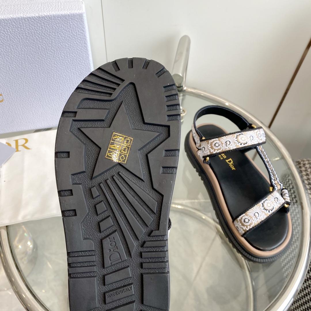 Dior D-Wave Sandal  - DesignerGu