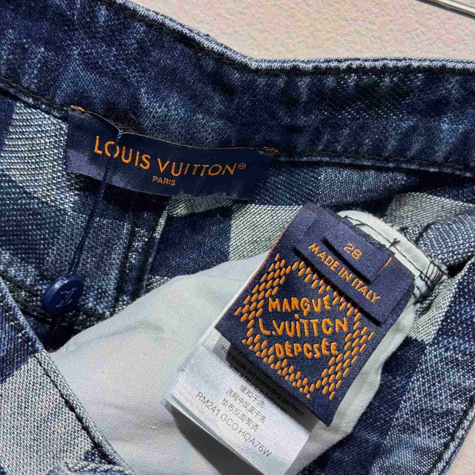 Louis Vuitton Damier Denim Skate Pants   1AFIA5 - DesignerGu