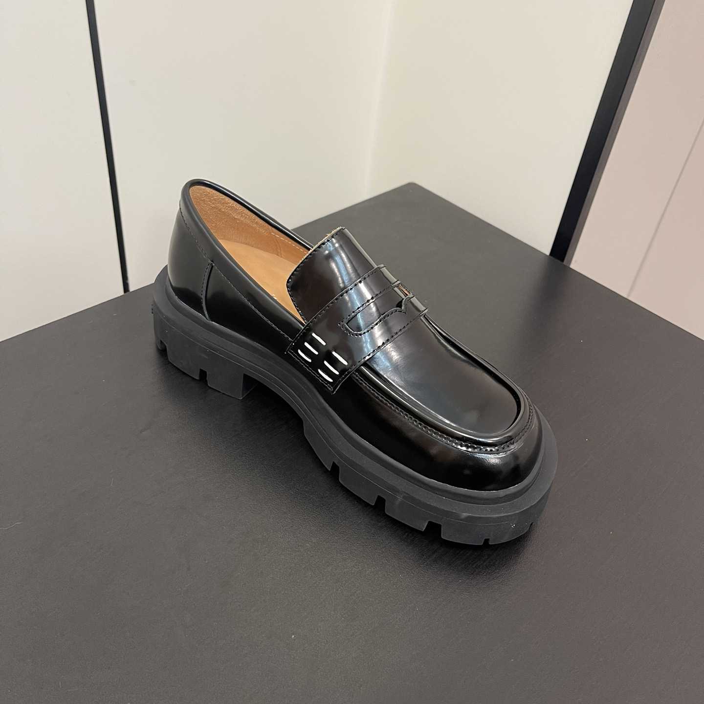 Maison Margiela Chunky Sole Loafers - DesignerGu