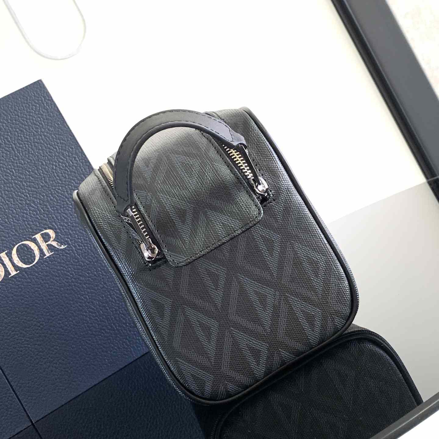 Dior Toiletry Bag - DesignerGu