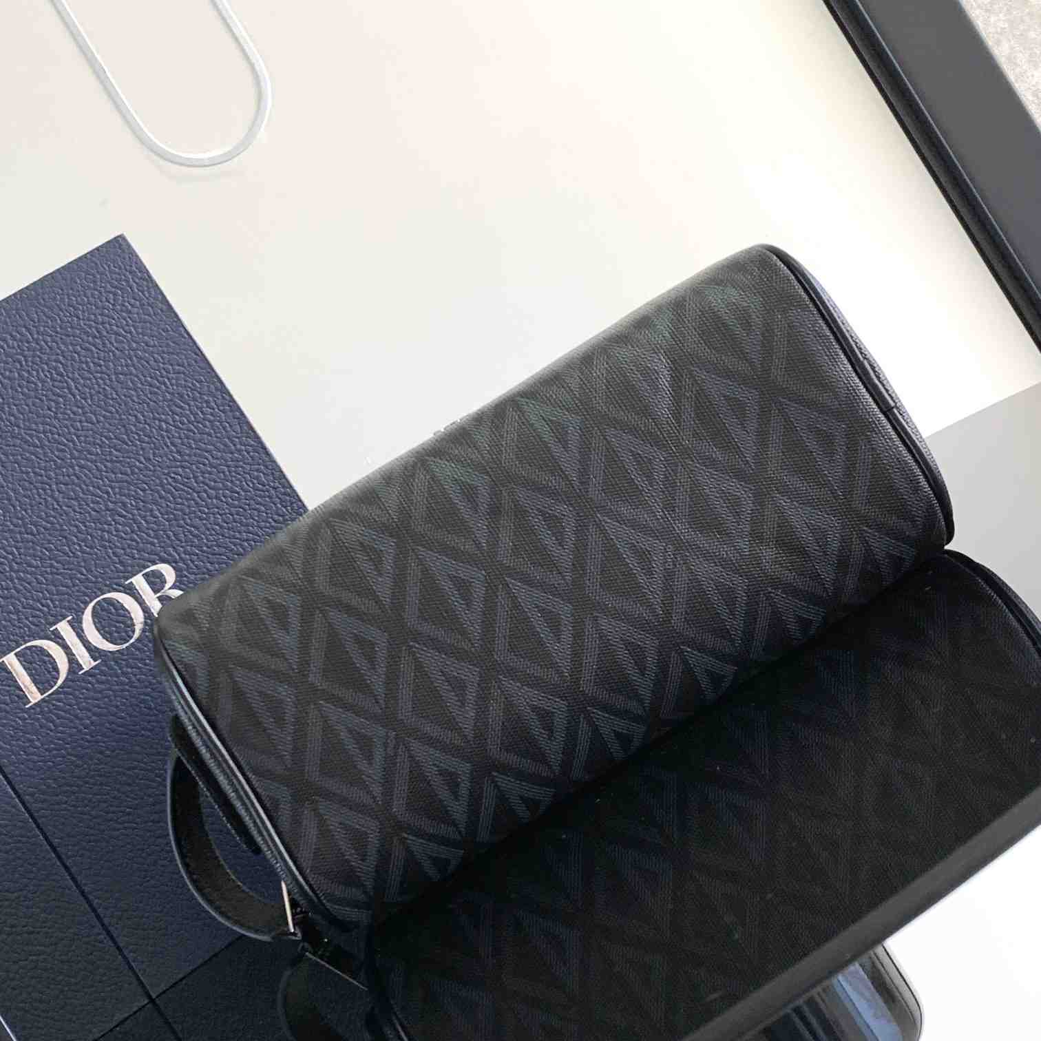 Dior Toiletry Bag - DesignerGu