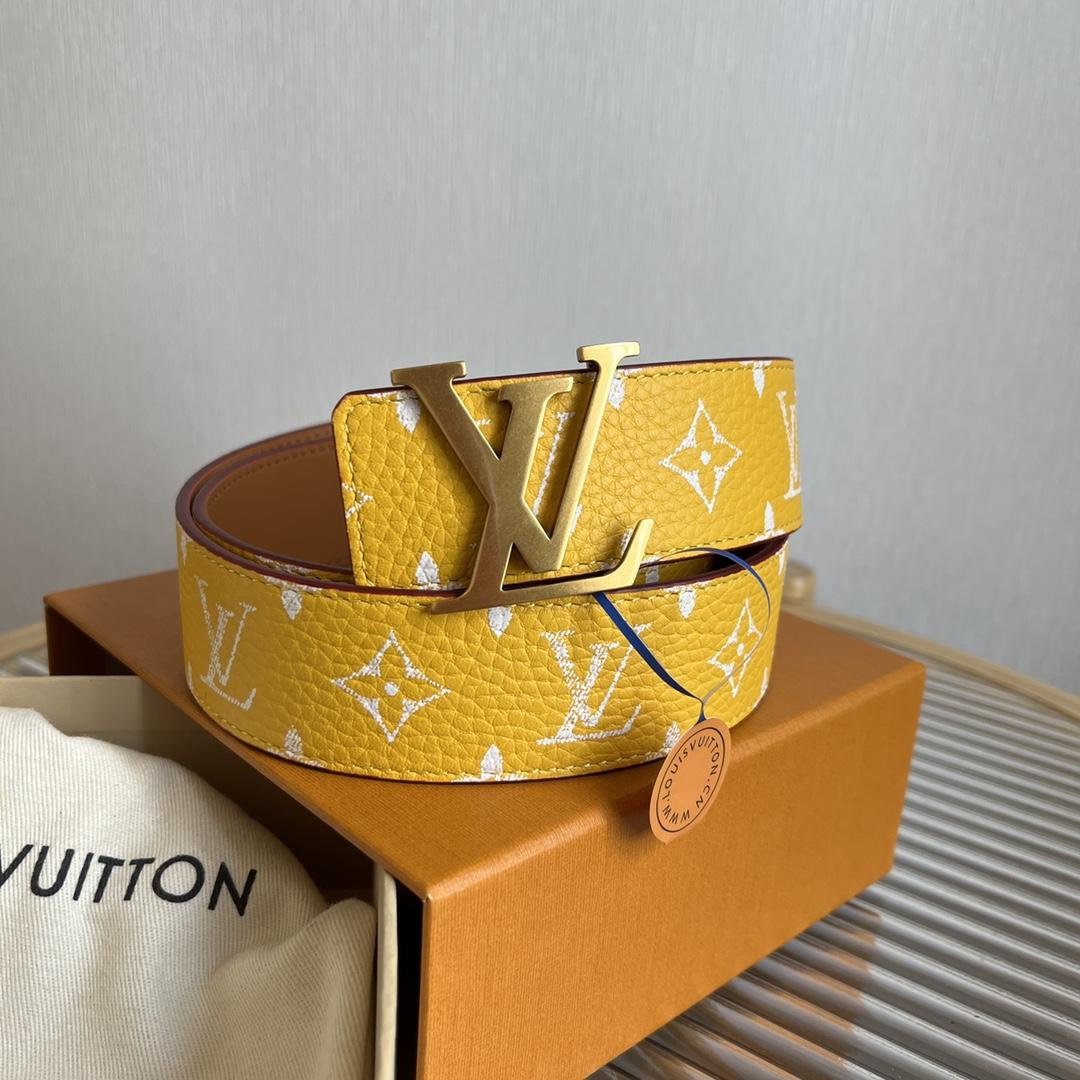 Louis Vuitton LV Initiales 40mm Reversible Belt      M8458V - DesignerGu