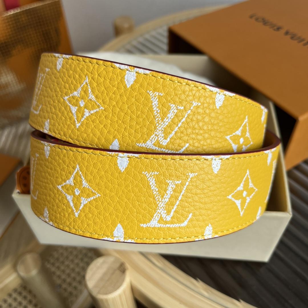 Louis Vuitton LV Initiales 40mm Reversible Belt      M8458V - DesignerGu