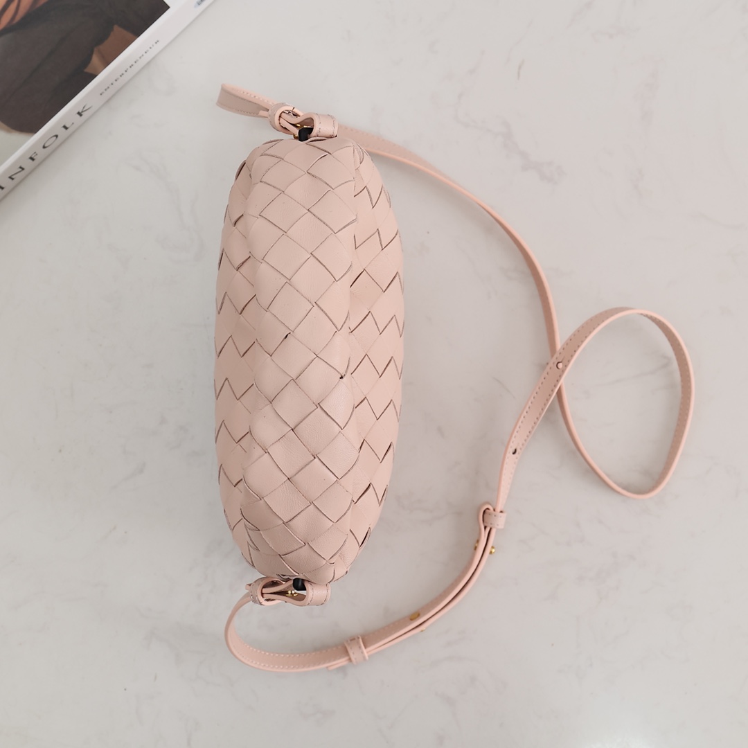 Bottega Veneta Mini Hop - DesignerGu