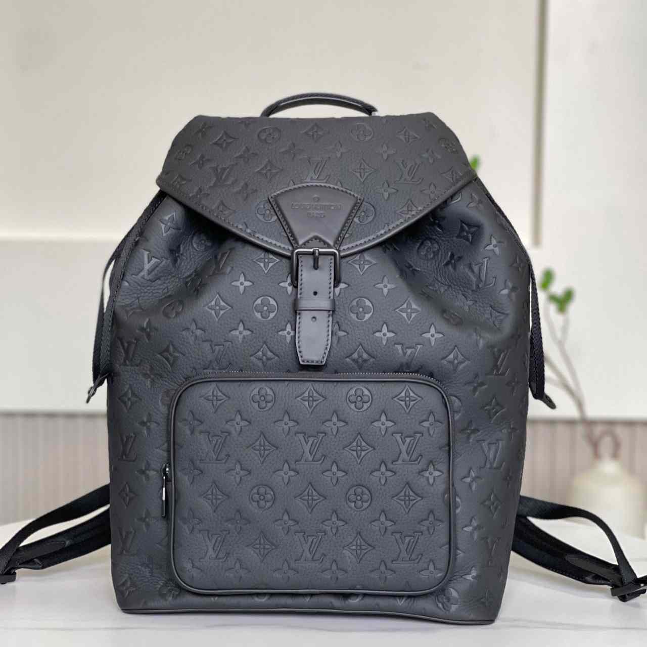 Louis Vuitton Montsouris Backpack    M23127 - DesignerGu