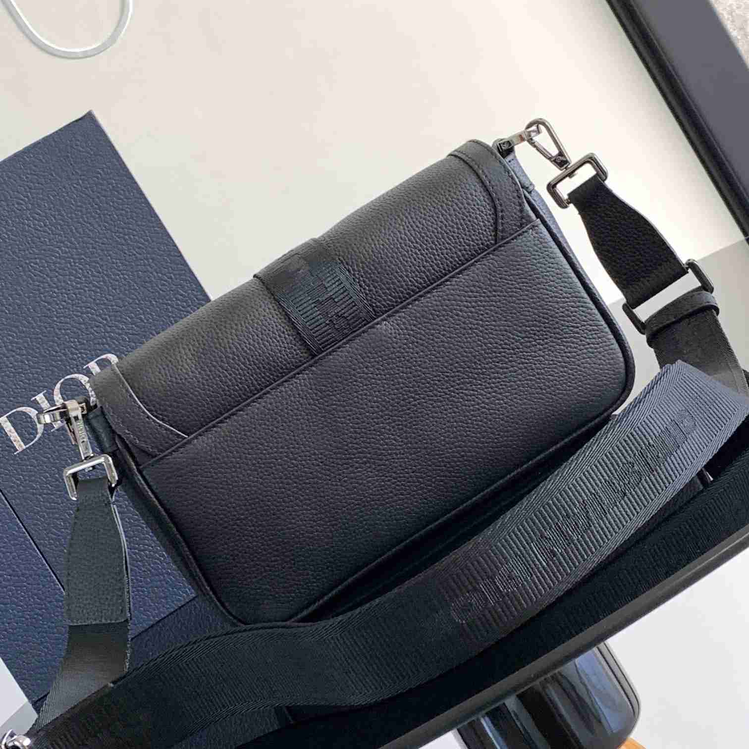 Dior Hit The Road Bag With Strap - DesignerGu