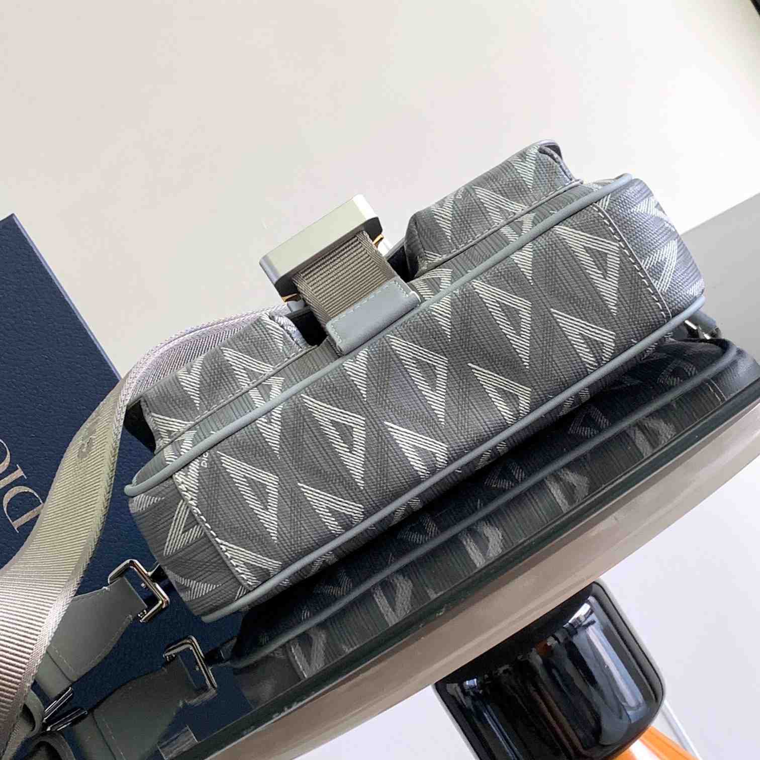 Dior Hit The Road Bag With Strap - DesignerGu