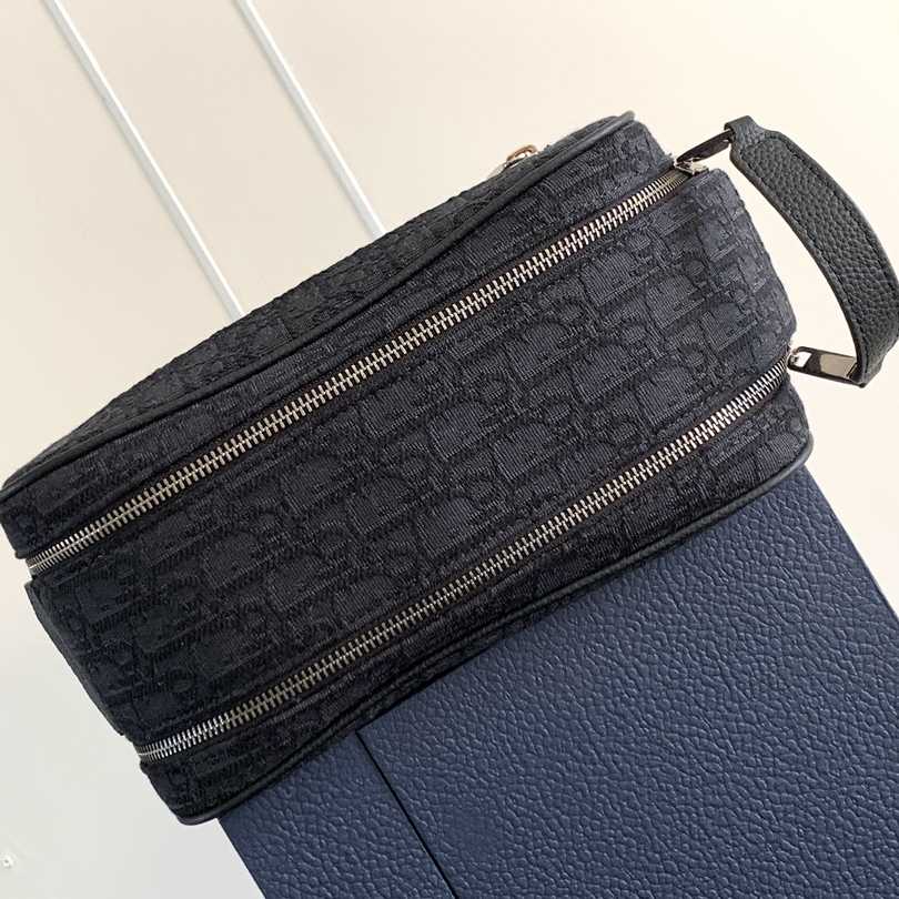 Dior Toiletry Bag - DesignerGu