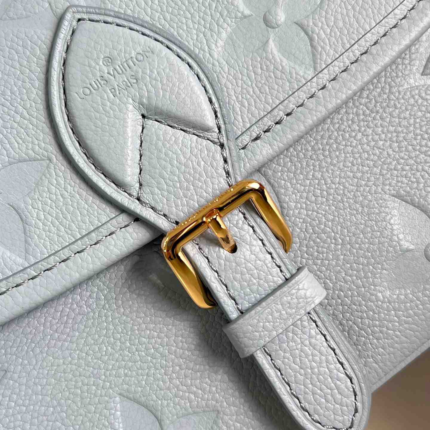 Louis Vuitton Diane    M46846 - DesignerGu