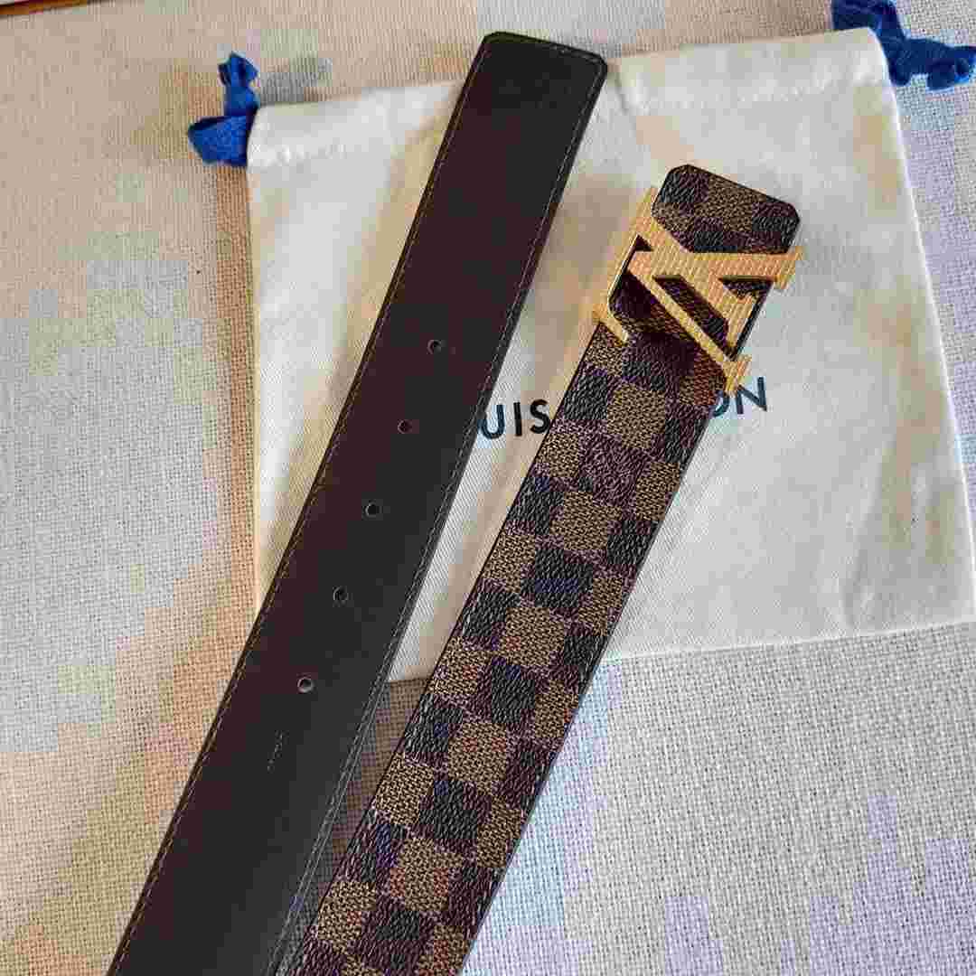 Louis Vuitton Belt - DesignerGu